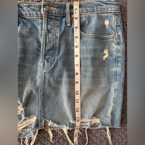 MOTHER Vagabond Mini Fray Denim Skirt 28 - Picture 10 of 16